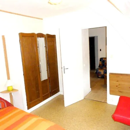 De 2 Chambres Avec Vue Sur La Ville Jardin Clos Et Wifi A Appartement