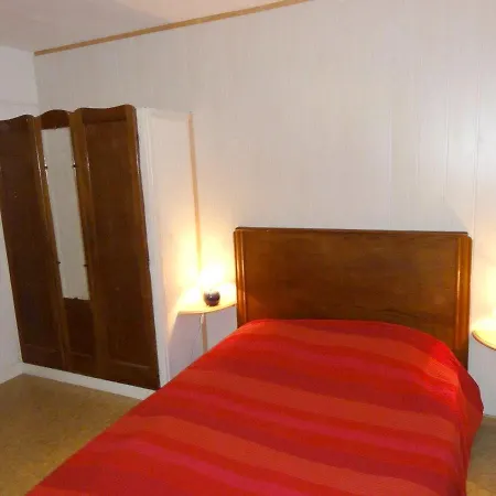 De 2 Chambres Avec Vue Sur La Ville Jardin Clos Et Wifi A *