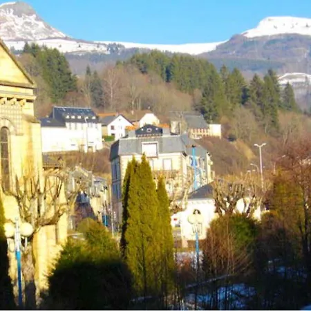 De 2 Chambres Avec Vue Sur La Ville Jardin Clos Et Wifi A Appartement La Bourboule